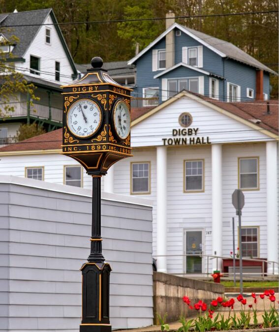 Mayor Ben Cleveland All Smiles As Study Finds His Digby  Among ‘Friendliest Places In Canada’ – & Baddeck, Too