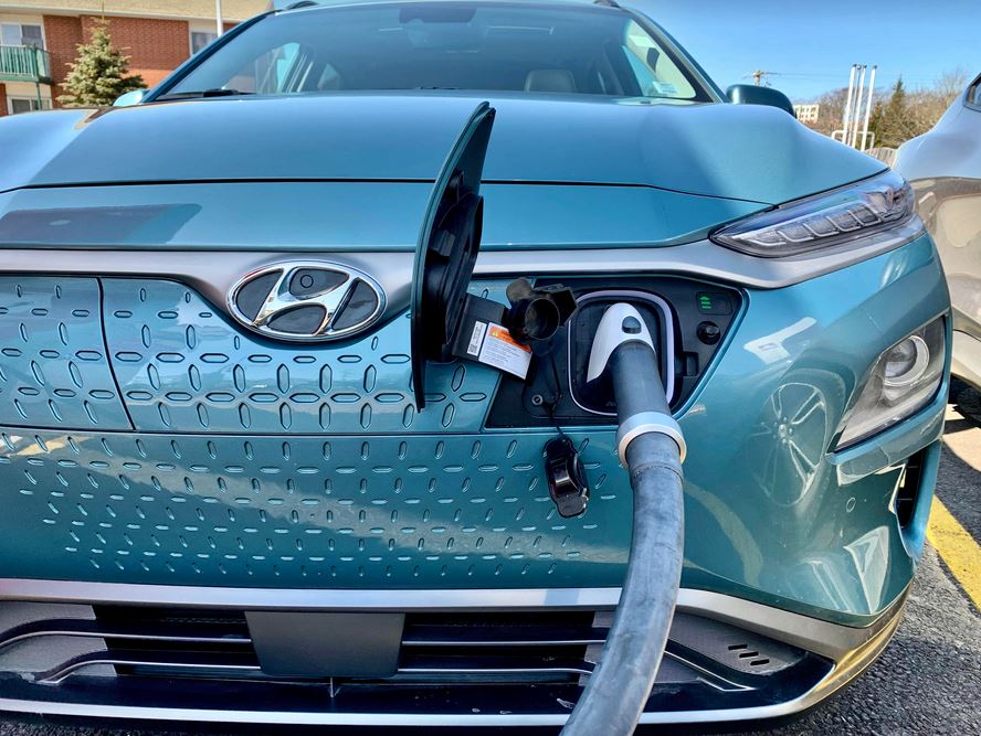 Maritime Business: ‘Drive Electric Days’ Let The Public Test Drive Electric Vehicles Across N.B.