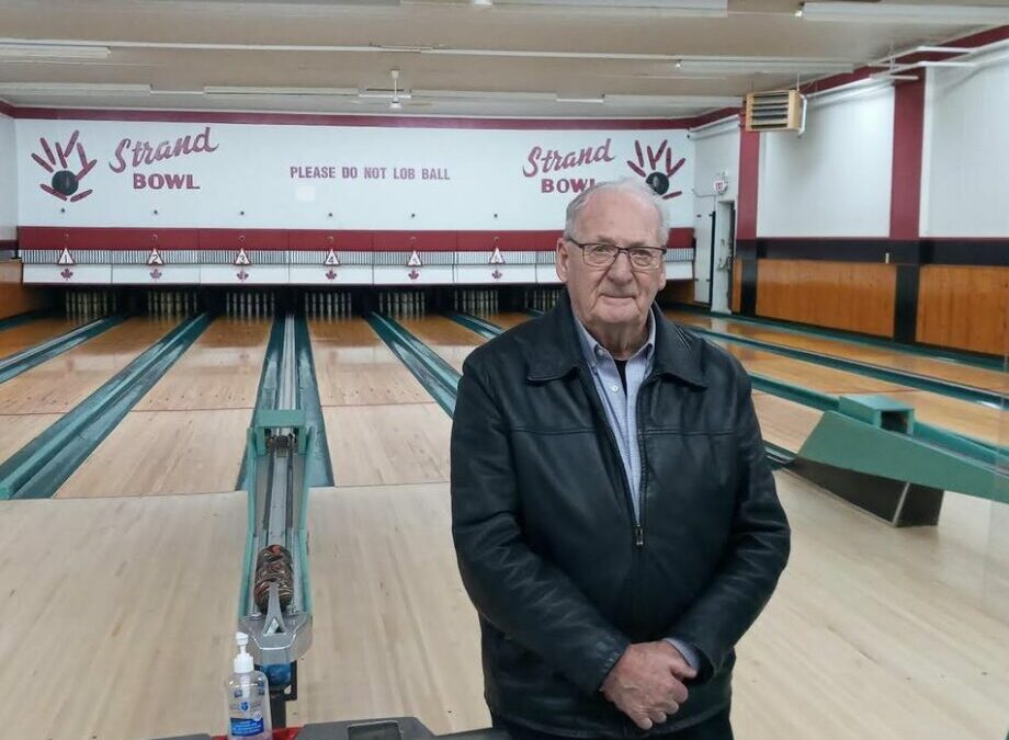 Gordon Purchase: Bowling Alley Still Making Strikes Since 1960