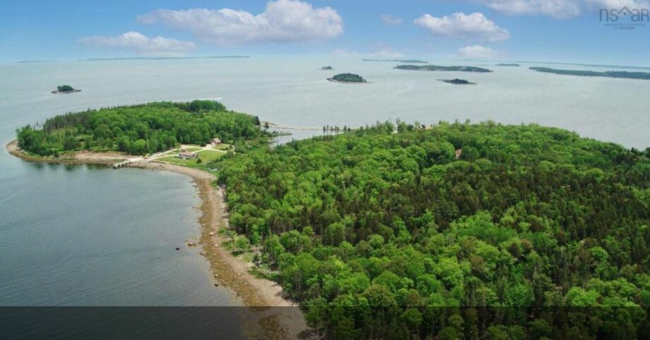 Exclusive: For $1.2M You Can Buy A Piece Of Famed Oak Island – Piers Baker Lists Four Acre Lot Now Held By Robert Young Estate