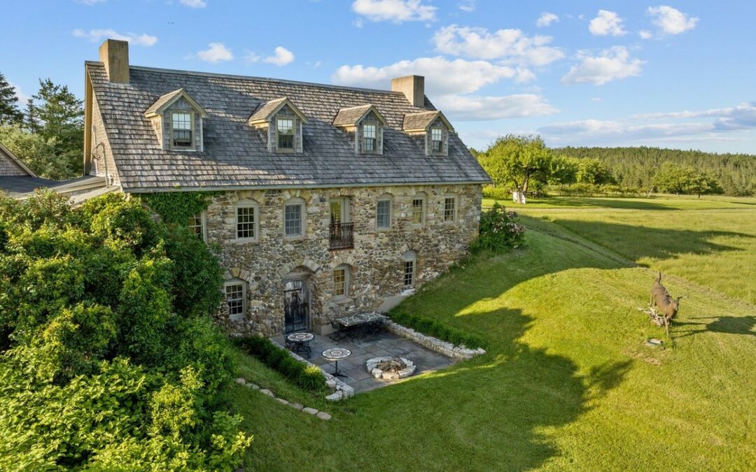 Piers Baker Lists Historic Acadian Mansion